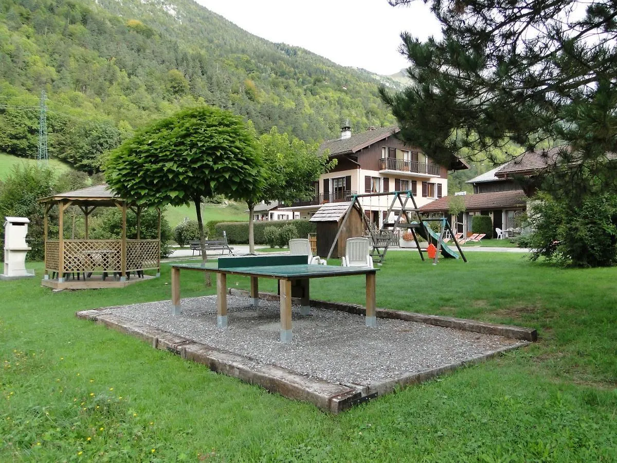 Apartment Gite Colomban Thones