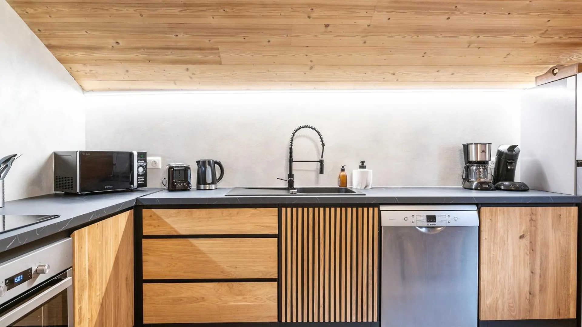 Apartment Gite Colomban Thones