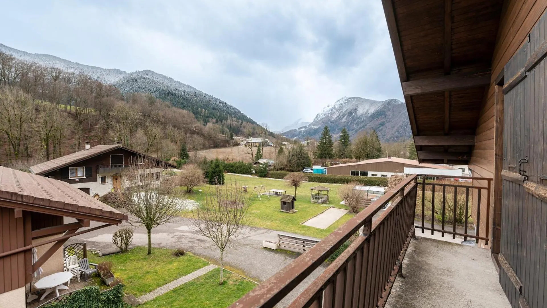 Gite Colomban Thones 0*,  France