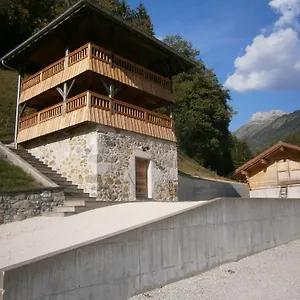 Mazot De Joe Avec Son Hammam Entre La Clusaz Et Annecy Chalet